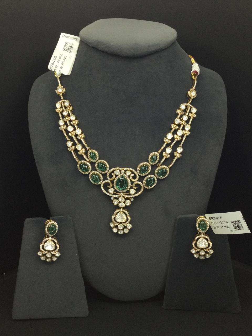 Diamond Rings & Pendants